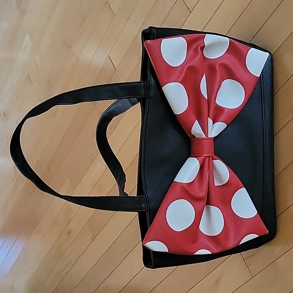 Disney Parks Authentic Minnie Mouse Large Black w Red and White Bow Shoulder Bag